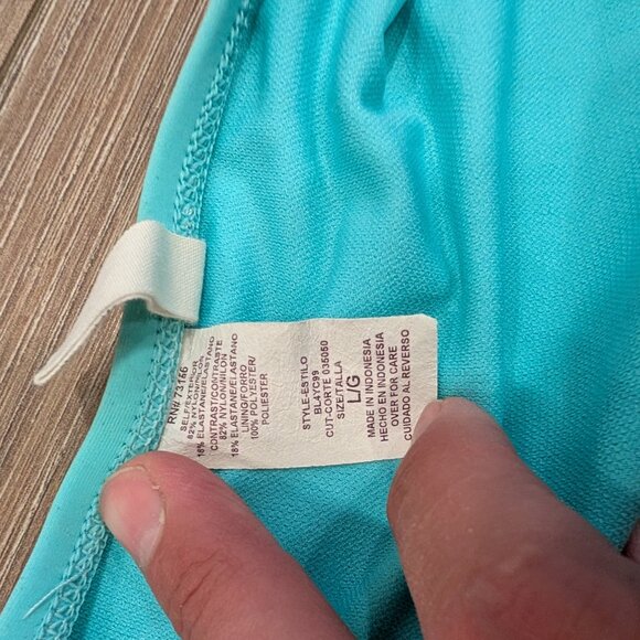 Bikini Lab Medium Top Large Bottom - Picture 2 of 5